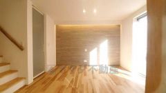 家族が集まる開放的なリビング。思い思いの時間を過ごしたり、家族みんなで食事をしたり、素敵な団らんの場になりますね＾＾