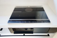 IHクッキングヒーターは火を使わないため、火災の発生リスクを抑えることが出来ます。汚れてもサッとふけてお掃除らくらく＾＾