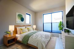 家具はイメージです。主寝室としてお使いいただけそうなこちらのお部屋は、日当たりが良く、爽やかな風を感じて起きる朝は、快適生活の始まりに。