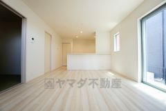 家族が集まる開放的なリビング。思い思いの時間を過ごしたり、家族みんなで食事をしたり、素敵な団らんの場になりますね＾＾