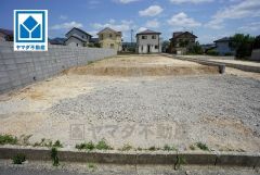 現地（2025年5月20日）撮影。河東小学校徒歩5分＾＾快適でゆとりのある生活空間で新生活を始めましょう^^
