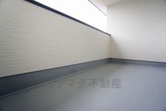 陽当たりの良いバルコニーです。お洗濯やお布団干しはもちろん、日光浴スペースにも。