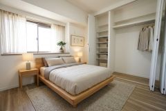 家具はイメージです。住む人のこだわりを活かす洋室。日当たりがよく、寝室としての利用もおすすめ。広めのクローゼットには荷物をすっきり片付けられ、ゆとりのある暮らしが出来ます＾＾