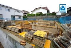 現地（2025年6月12日）撮影。三苫駅徒歩10分、都心へのアクセス良好。スーパーやコンビニなども近く周辺環境充実。快適でゆとりのある生活空間で新生活を始めましょう^^