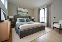 家具はイメージです。寛ぎの時間を紡ぎだす主寝室は、大型ベッドを置いても余裕の広さを確保しています。