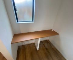 同仕様写真。洗面所にカウンター付き。洗濯物を畳むのに便利です＾＾