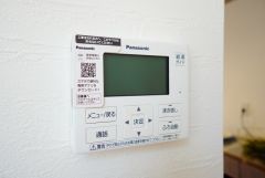おいだき機能つきなのでお風呂に入る時間が異なるご家庭には嬉しいですね。ボタン一つで快適で便利な生活が＾＾