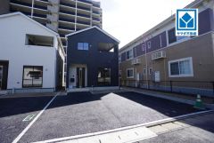 広々LDK21帖＾＾家族とのコミュニケーションがとりやすいリビング階段＾＾オールフローリングで掃除もラクラク＾＾