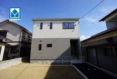 現地（2026年2月4日）撮影。福間小学校徒歩10分＾＾スーパーやコンビニなども近く周辺環境充実。快適でゆとりのある生活空間で新生活を始めましょう^^