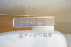 トイレ設備。