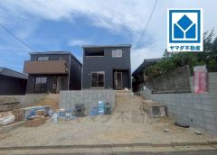 三苫駅徒歩5分で都心へのアクセス良好。スーパーやコンビニなども近く周辺環境充実。快適でゆとりのある生活空間で新生活を始めましょう^^