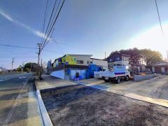 現地（2026年1月17日）撮影。前面道路は広く、車同士がすれ違うスペースが十分にあります。落ち着いた住宅地内で快適な生活を実現してみませんか＾＾