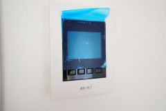 キッチンに床下収納があります。長期保存ができるもの、調理器具、防災グッズを入れておくのもいいですね。