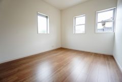 同仕様写真。机やベッドを置いても広々とした空間です＾＾子供部屋としての利用もおすすめ。