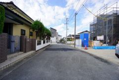 現地（2025年11月19日）撮影。大きな車でも駐車しやすいため、車のサイズを気にせず好きな車に乗れます。