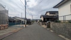 現地（2025年5月7日）撮影。住人以外の車の進入も少なく、小さなお子様を持つご家庭にも安心です＾＾