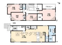 暮らしにゆとりと安らぎを与える開放感いっぱいの吹き抜け。上下階の一体感も家族のふれあいを演出。