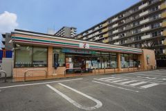 セブンイレブン　福岡箱崎5丁目店