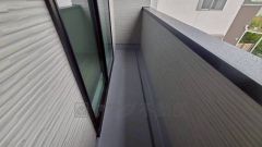 陽当たりの良いバルコニーです。お洗濯やお布団干しはもちろん、日光浴スペースにも。足元は防水工事施工済です。