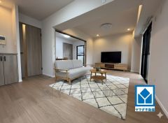 家族が集まる開放的なリビング。思い思いの時間を過ごしたり食事をしたり、素敵な団らんの場になりますね。家具はCGによるイメージ画像です。