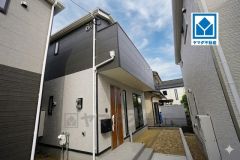 西鉄・JRの2沿線利用可能。千早駅徒歩11分と、通勤・通学に便利な環境。快適でゆとりのある生活空間で新生活を始めましょう^^