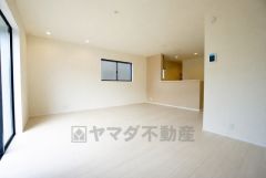 温かみのある雰囲気と、キッチンでの作業性を兼ね備え、家族の笑顔あふれる団らんのひと時をお過ごしいただける設計になっています。