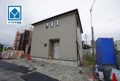 現地（2025年6月23日）撮影。東郷小学校まで徒歩6分と近く、お子様も無理なく通えます。快適でゆとりのある生活空間で新生活を始めましょう^^