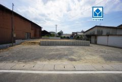 現地（2026年6月11日）撮影。福間小学校徒歩5分＾＾スーパーやコンビニなども近く周辺環境充実。快適でゆとりのある生活空間で新生活を始めましょう^^