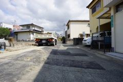 住人以外の車の進入も少なく、小さなお子様を持つご家庭にも安心です。