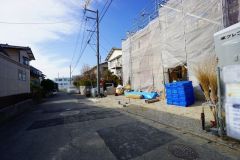 現地（2026年1月15日）撮影。大型車の通行が少なく、騒音や振動が少ないので静かで快適な生活を送れます。