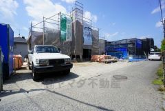 大型車の通行が少なく、騒音や振動が少ないので静かで快適な生活を送れます。