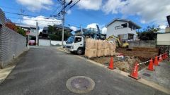 現地（2025年10月15日）撮影。落ち着いた住宅地内で快適な生活を実現してみませんか。