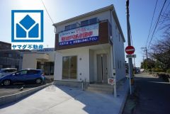 JR千鳥駅まで徒歩8分で、忙しい朝もゆとりの時間が持てます。快適でゆとりのある生活空間で新生活を始めましょう^^