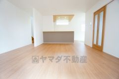 陽光あふれる明るい空間です。ゆったりと寛げる憩いの場となりそうです。