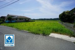 現地（2025年7月7日）撮影。大通りから離れた静かな住宅街。車通りも少なく安心です＾＾