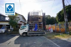 現地（2026年2月4日）撮影。和白東小学校徒歩10分＾＾スーパーやコンビニなども近く周辺環境充実。快適でゆとりのある生活空間で新生活を始めましょう^^